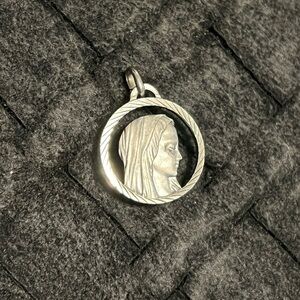 French Silver toned Madonna Pendant Necklace Charm - White/Silver